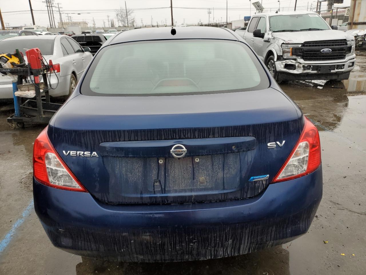 2012 Nissan Versa - Image 6