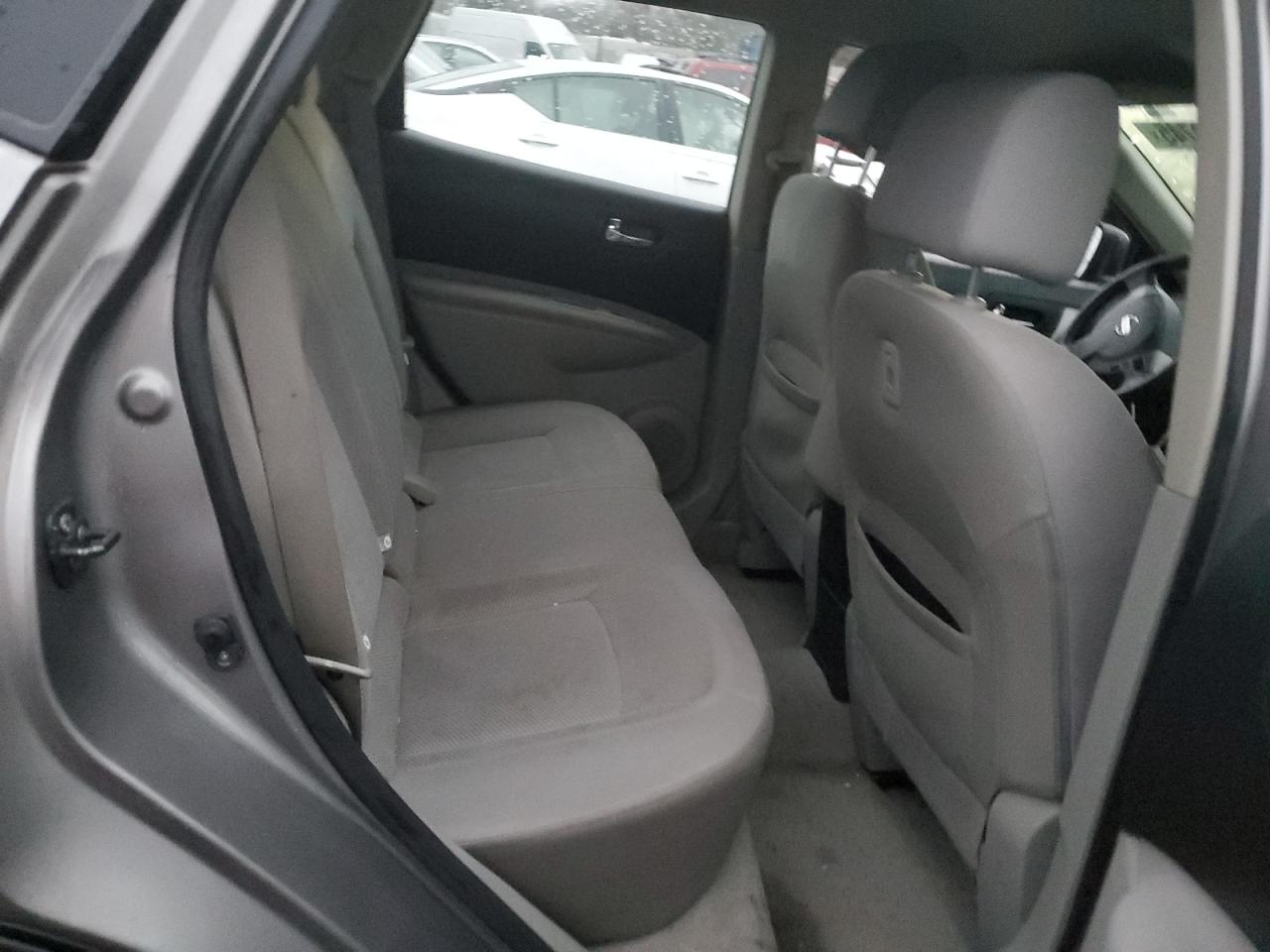2013 Nissan Rogue - Image 11