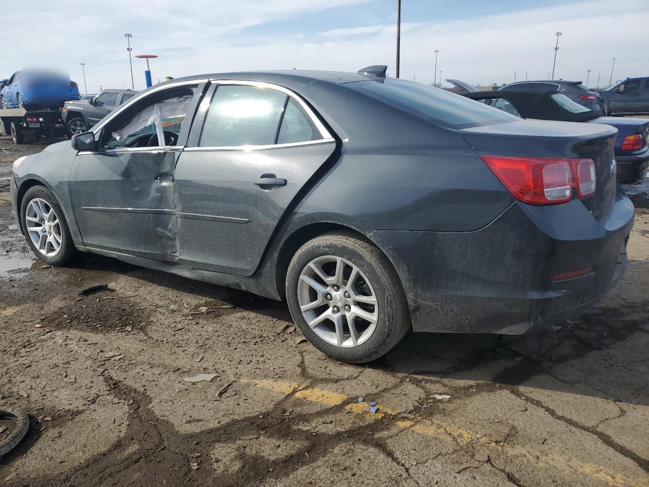 2016 Chevrolet Malibu - Image 2
