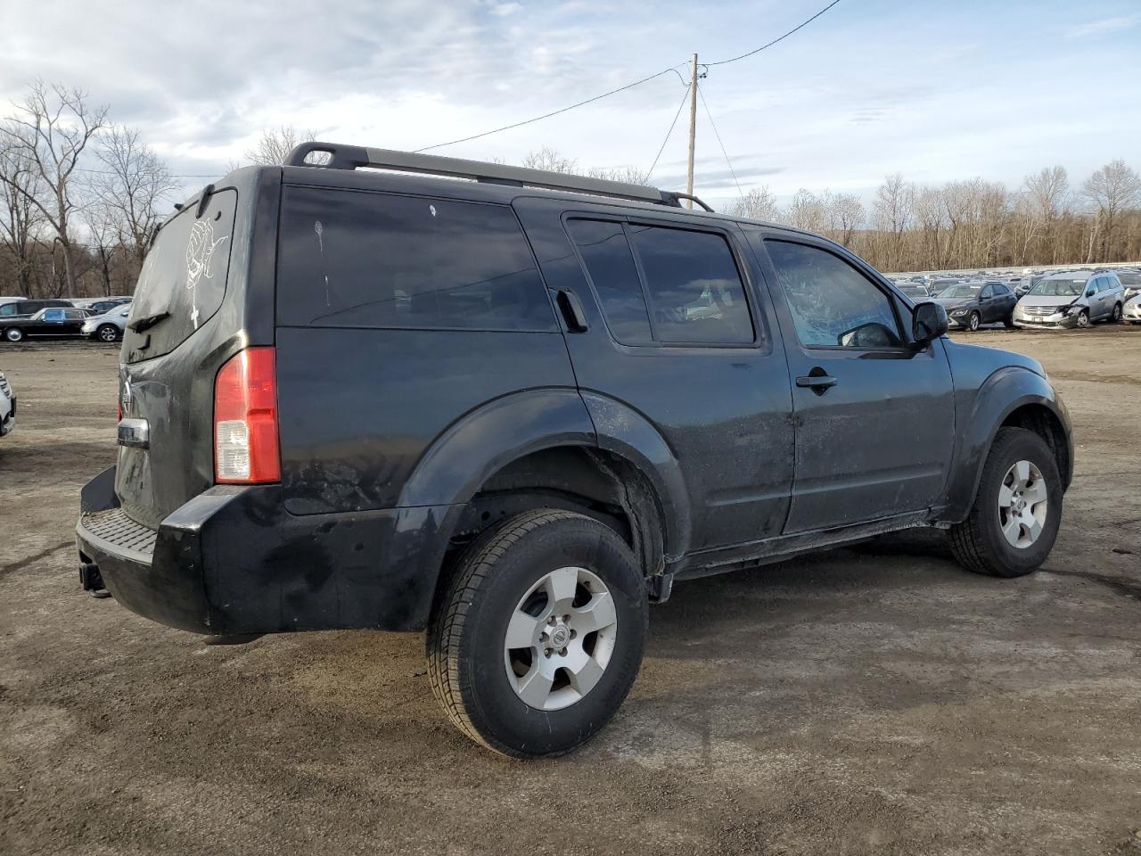 2012 Nissan Pathfinder - Image 3