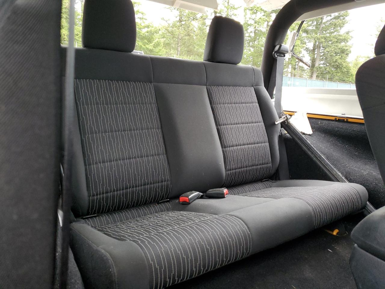 2012 Jeep Wrangler - Image 10