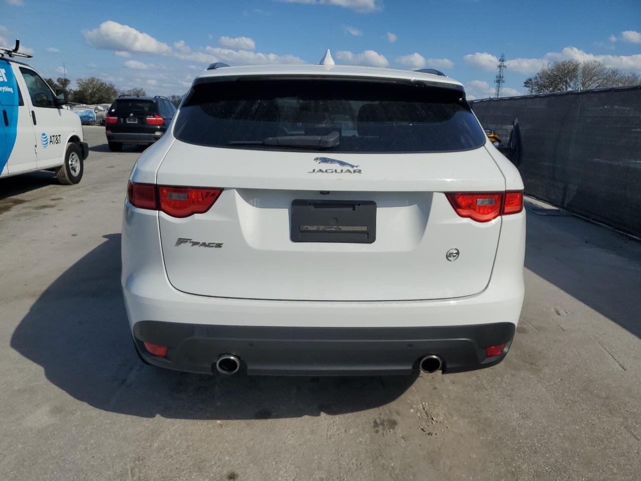 2017 Jaguar F-Pace - Image 6