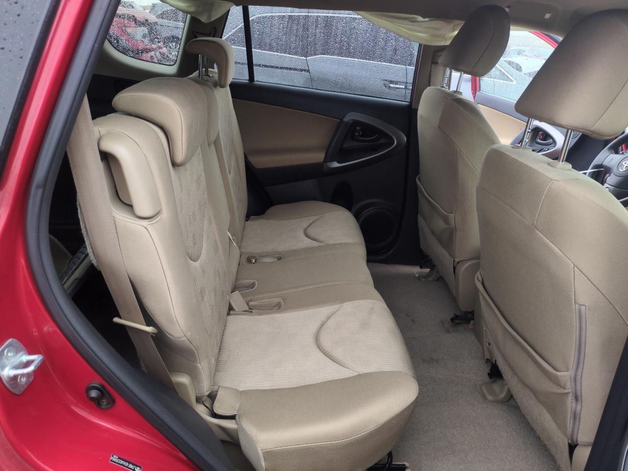 2010 Toyota RAV 4 - Image 10