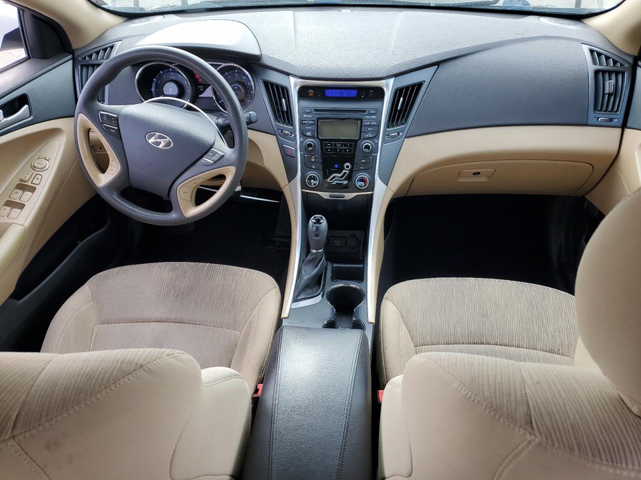 2013 Hyundai Sonata - Image 8