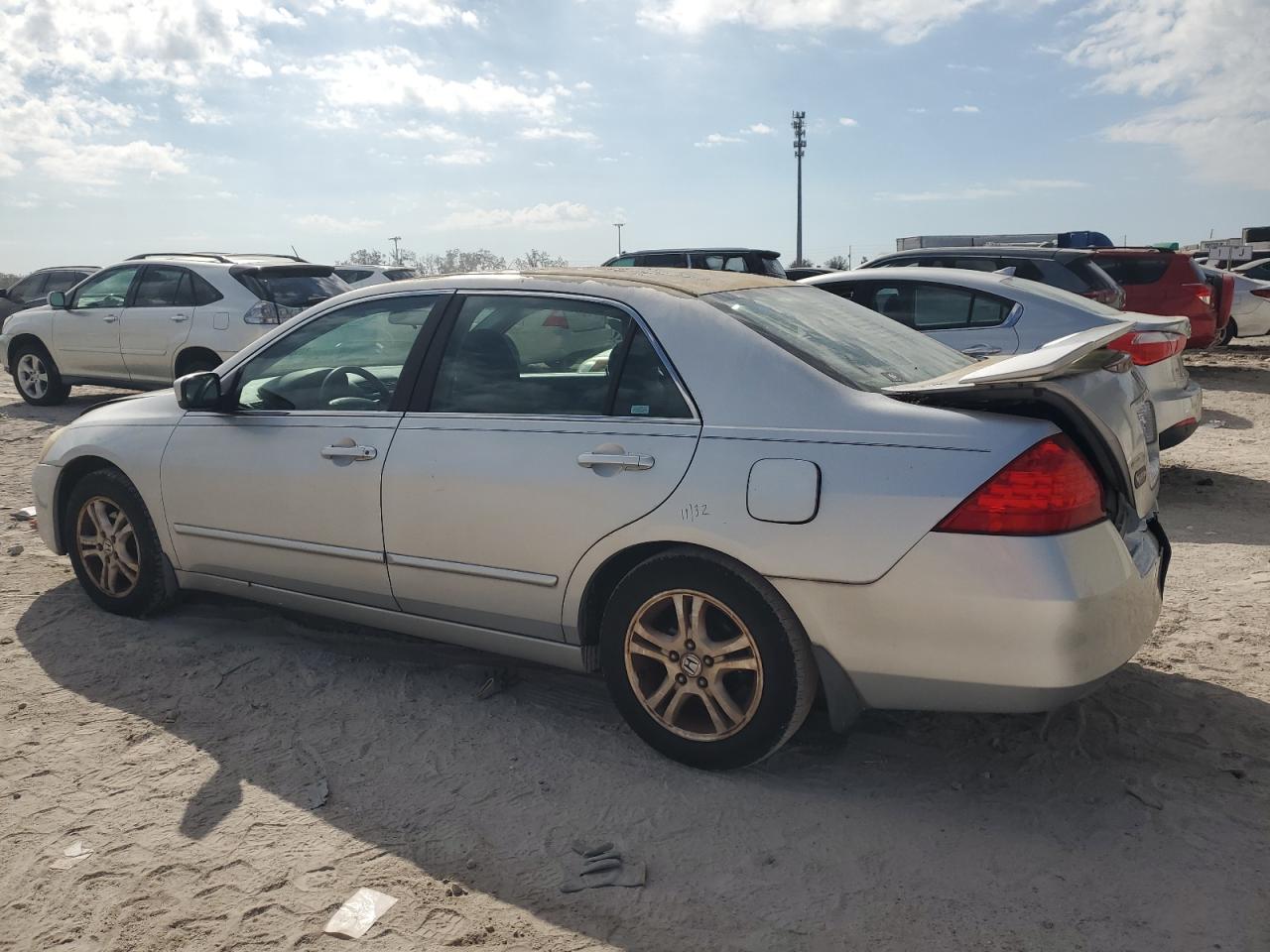 2006 Honda Accord - Image 2