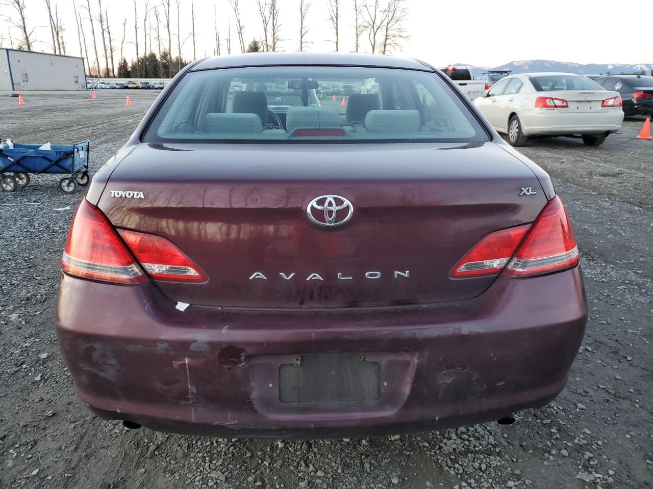 2007 Toyota Avalon - Image 6
