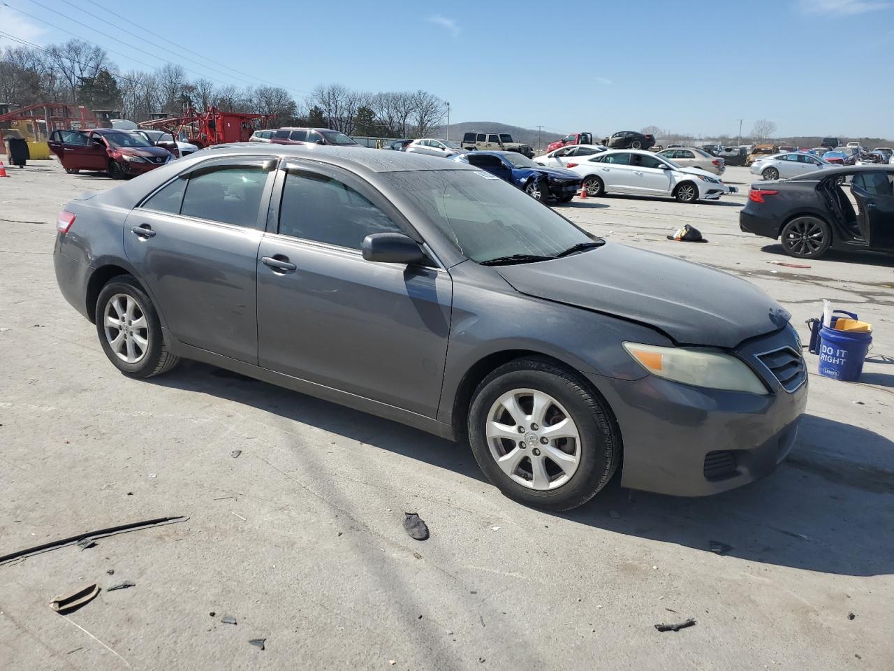 2011 Toyota Camry - Image 4