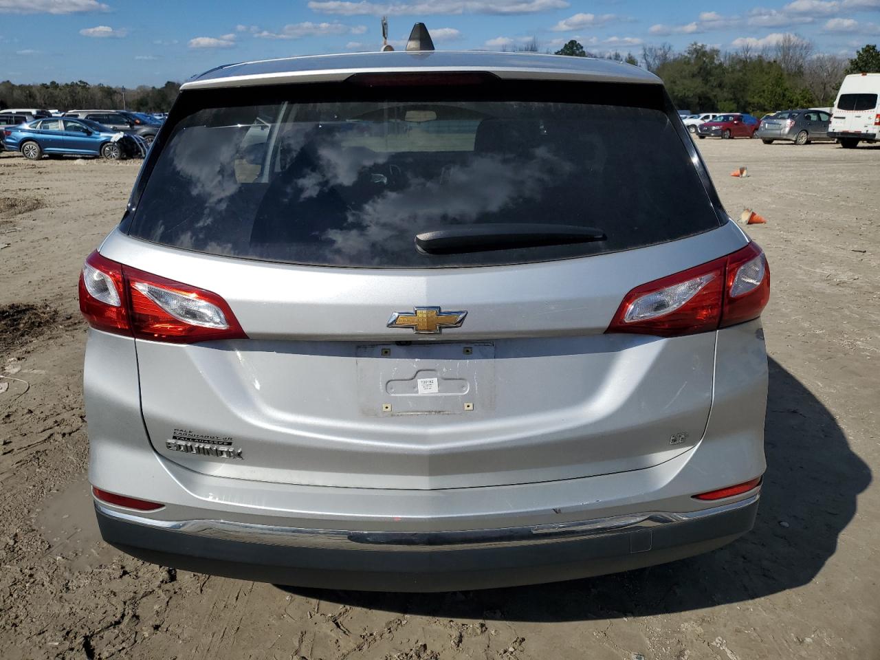 2020 Chevrolet Equinox - Image 6