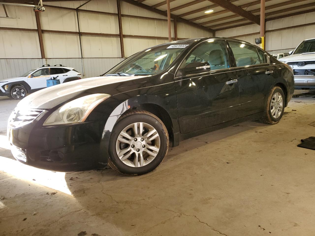 2010 Nissan Altima - Image 1