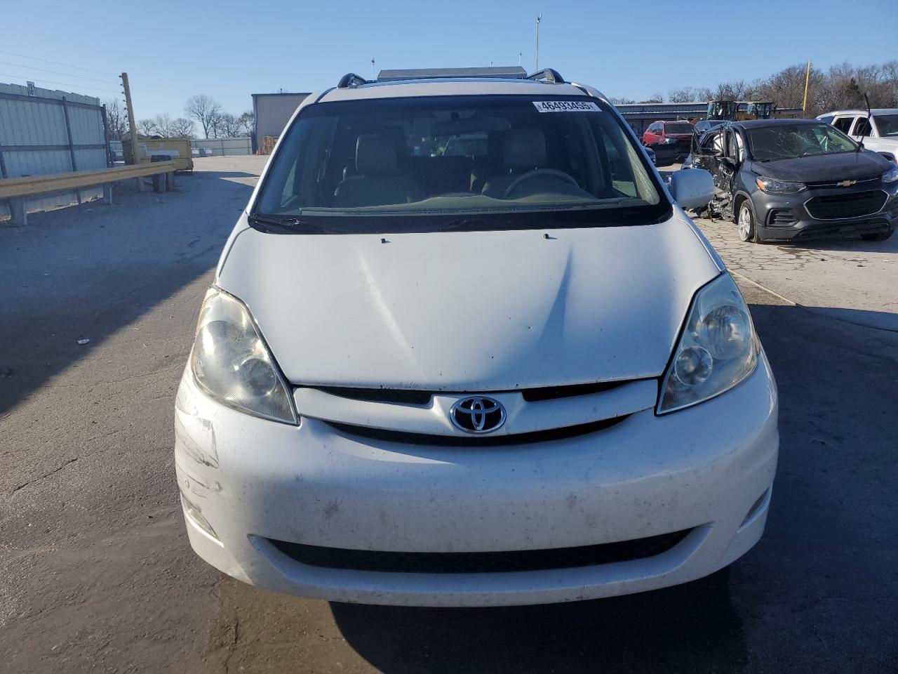 2010 Toyota Sienna - Image 5