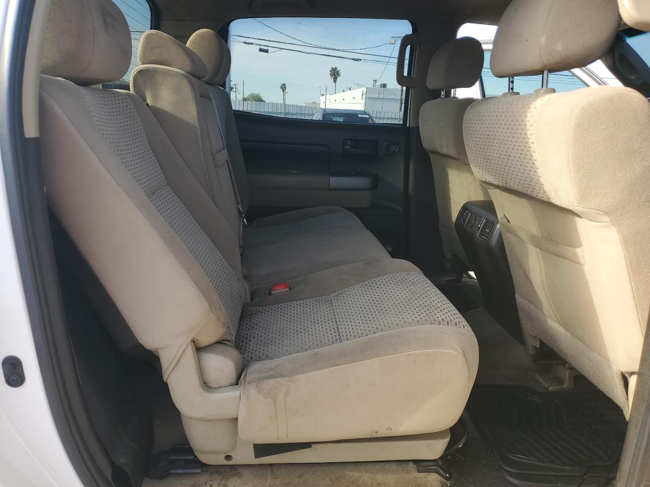 2010 Toyota Tundra - Image 10