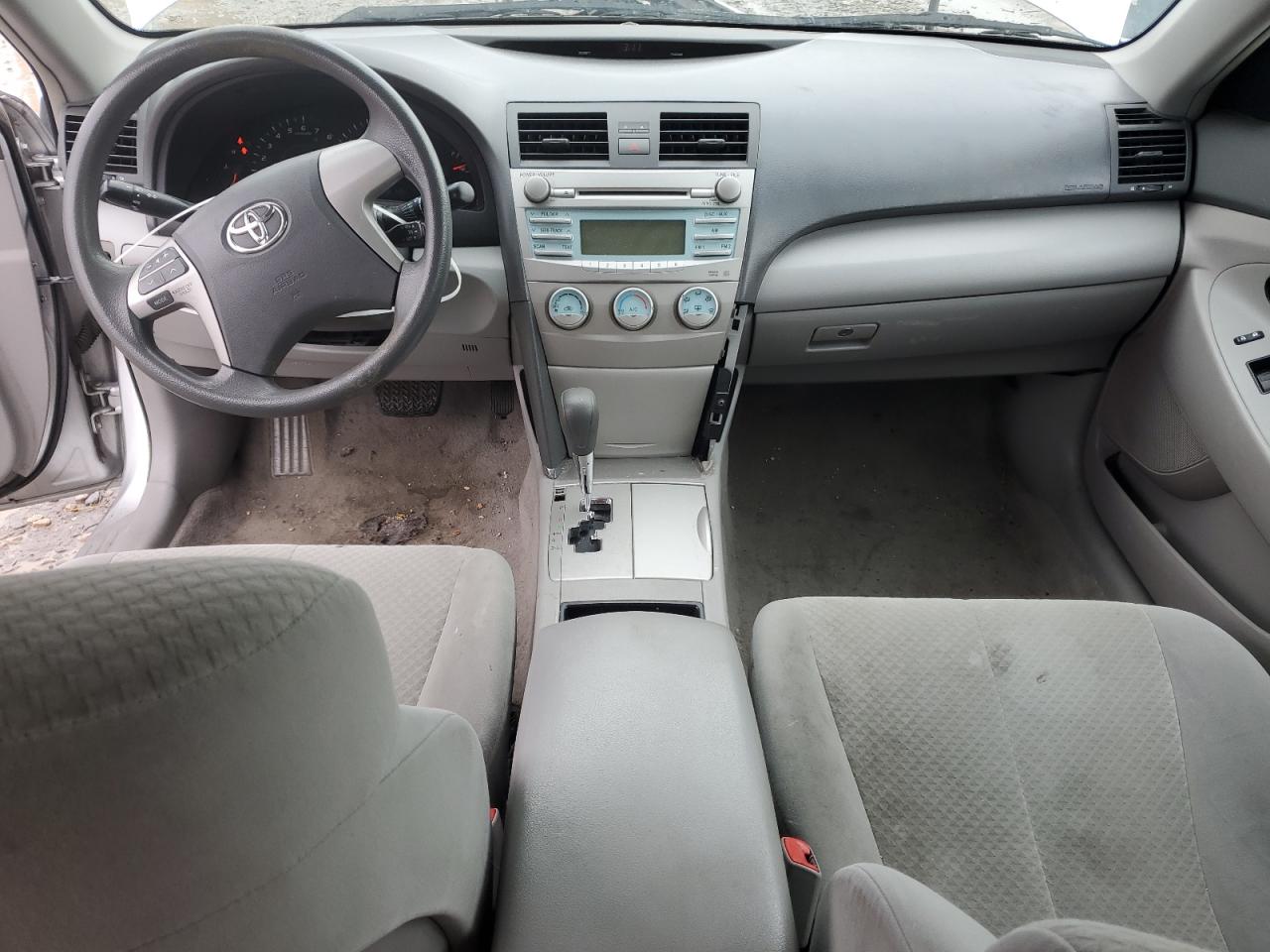 2009 Toyota Camry - Image 8