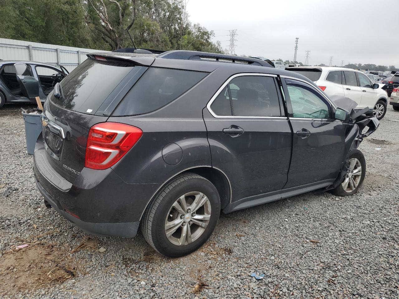 2016 Chevrolet Equinox - Image 3