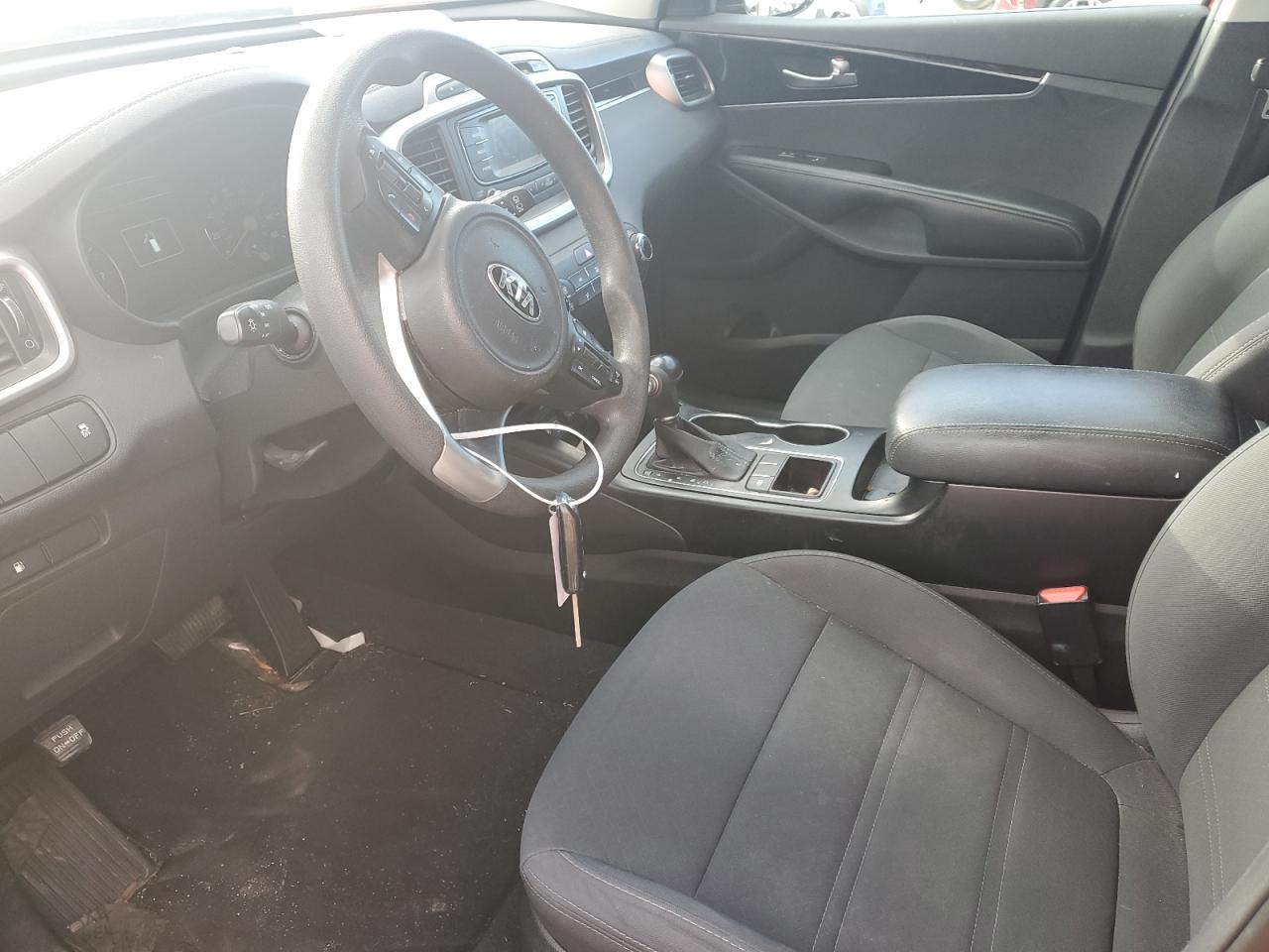 2017 Kia Sorento - Image 7