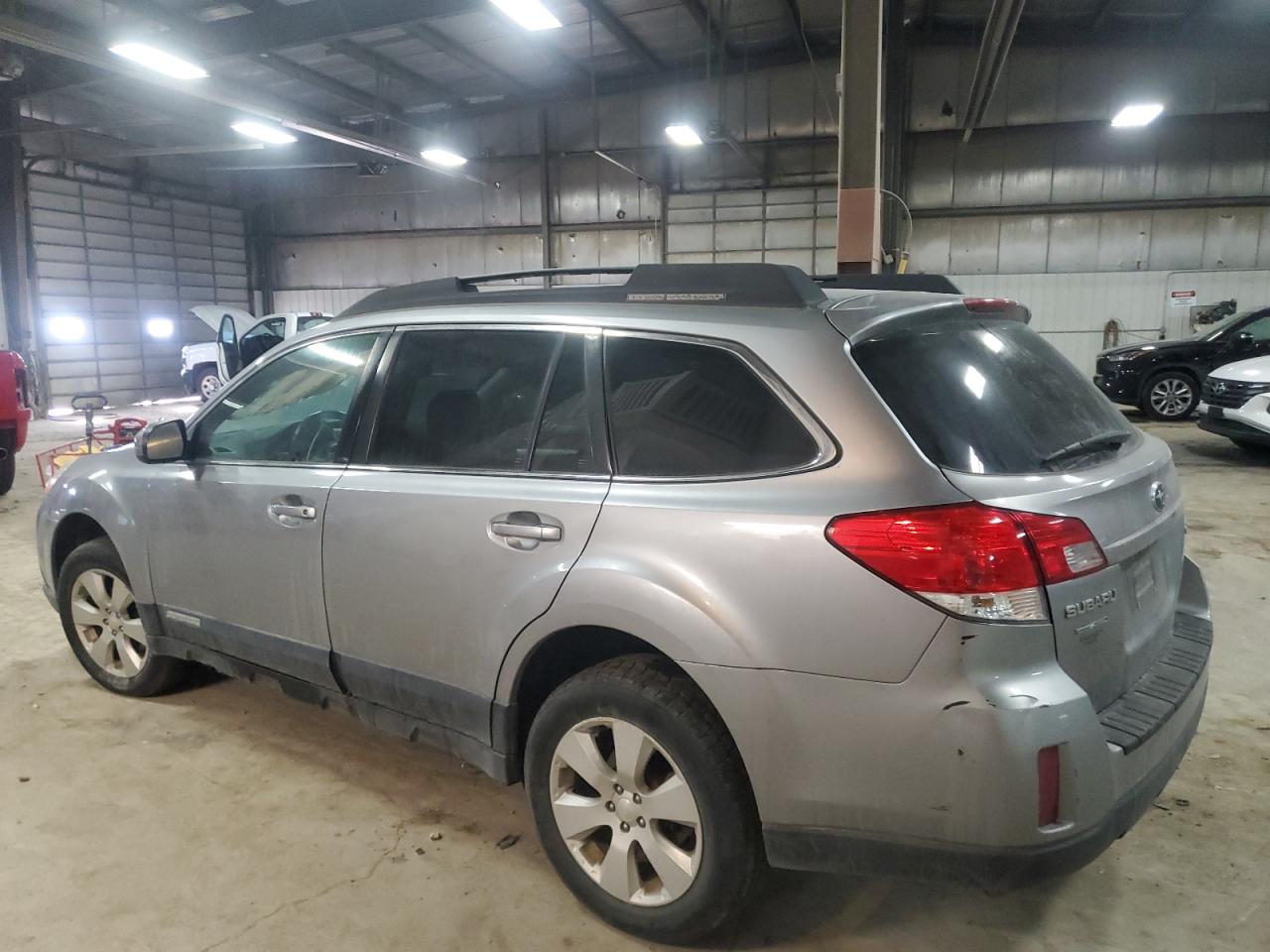 2011 Subaru Outback - Image 2