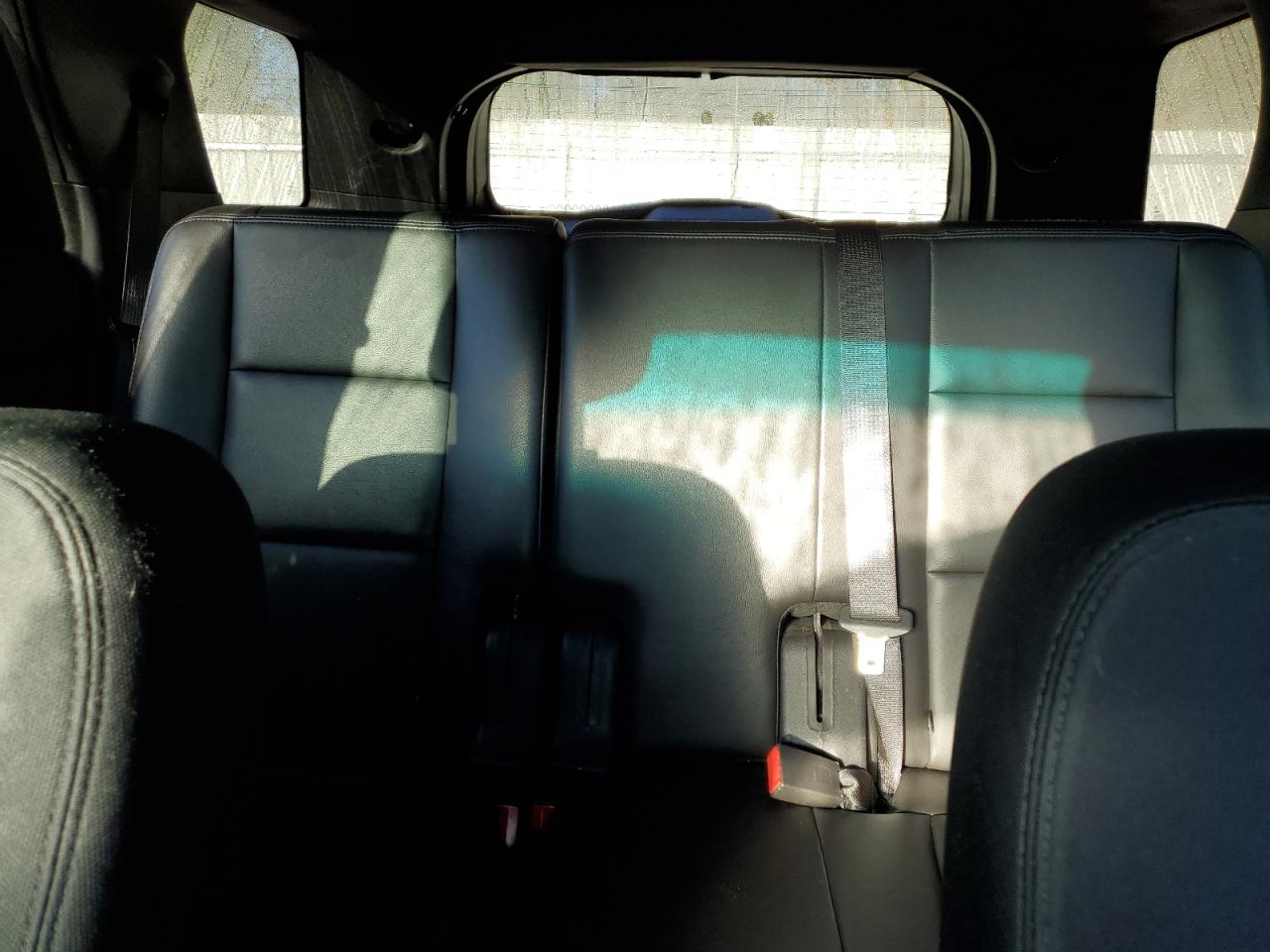 2015 Ford Explorer - Image 10