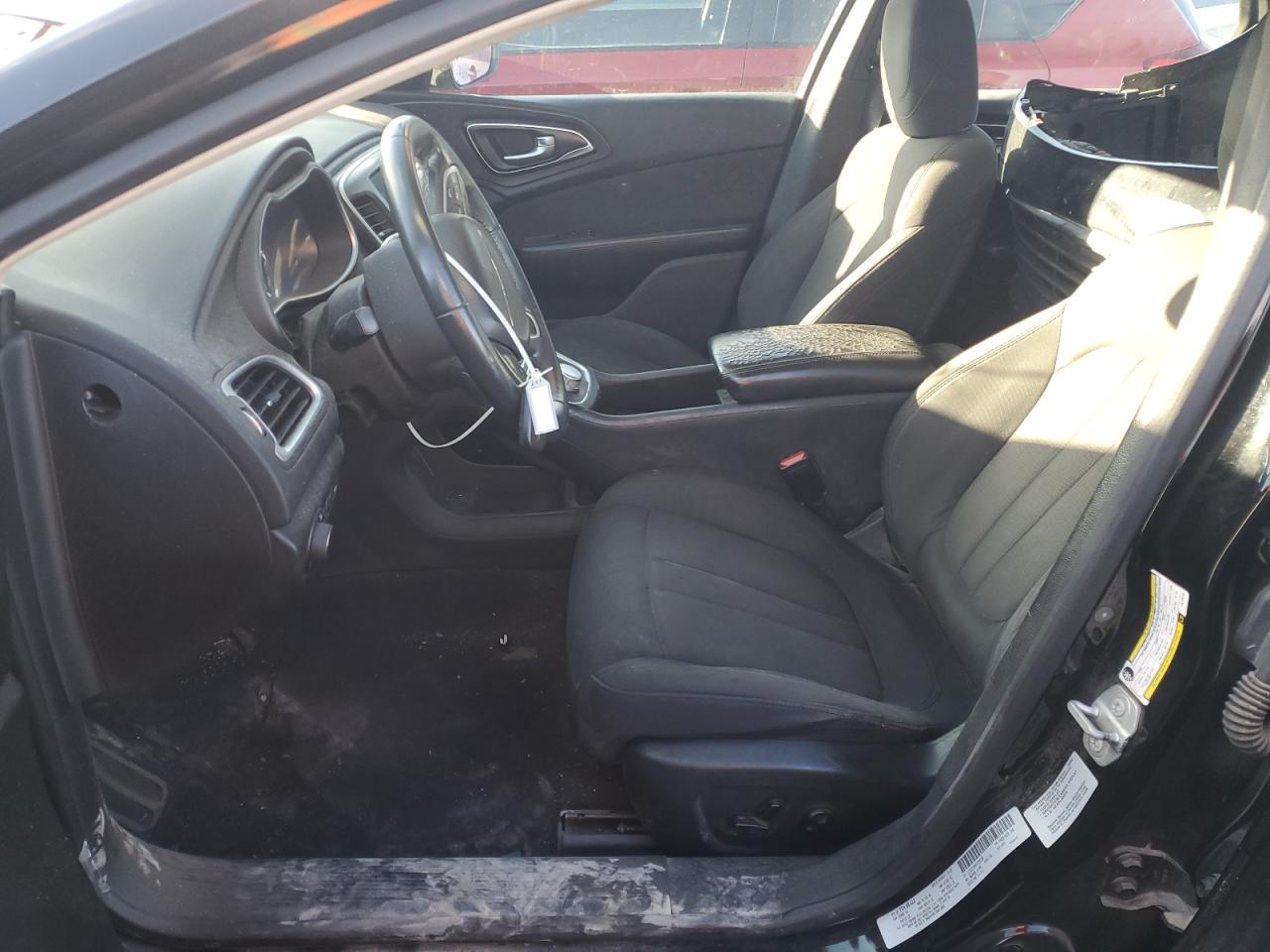 2015 Chrysler 200 - Image 7