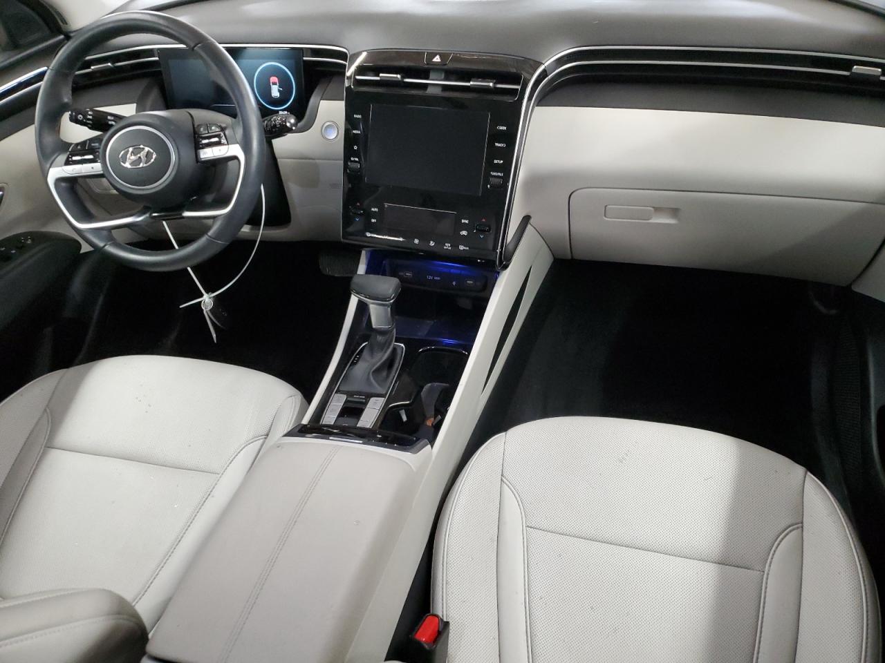 2023 Hyundai Tucson - Image 8