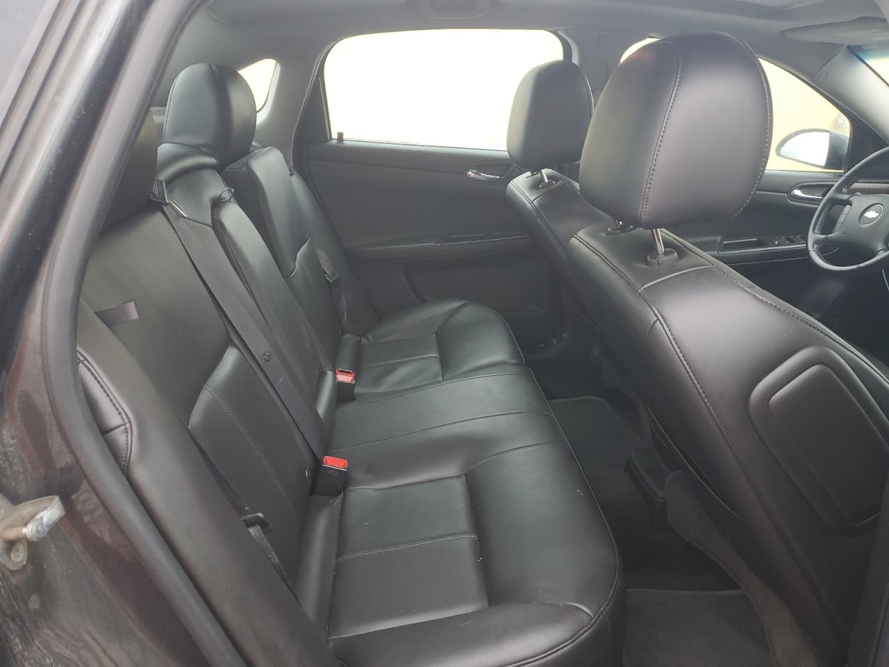 2013 Chevrolet Impala - Image 10