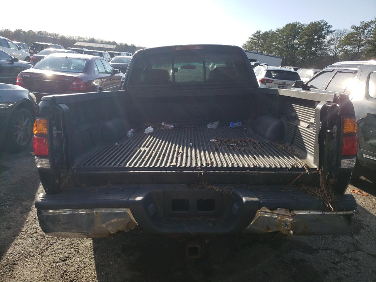 2002 Toyota Tundra - Image 6