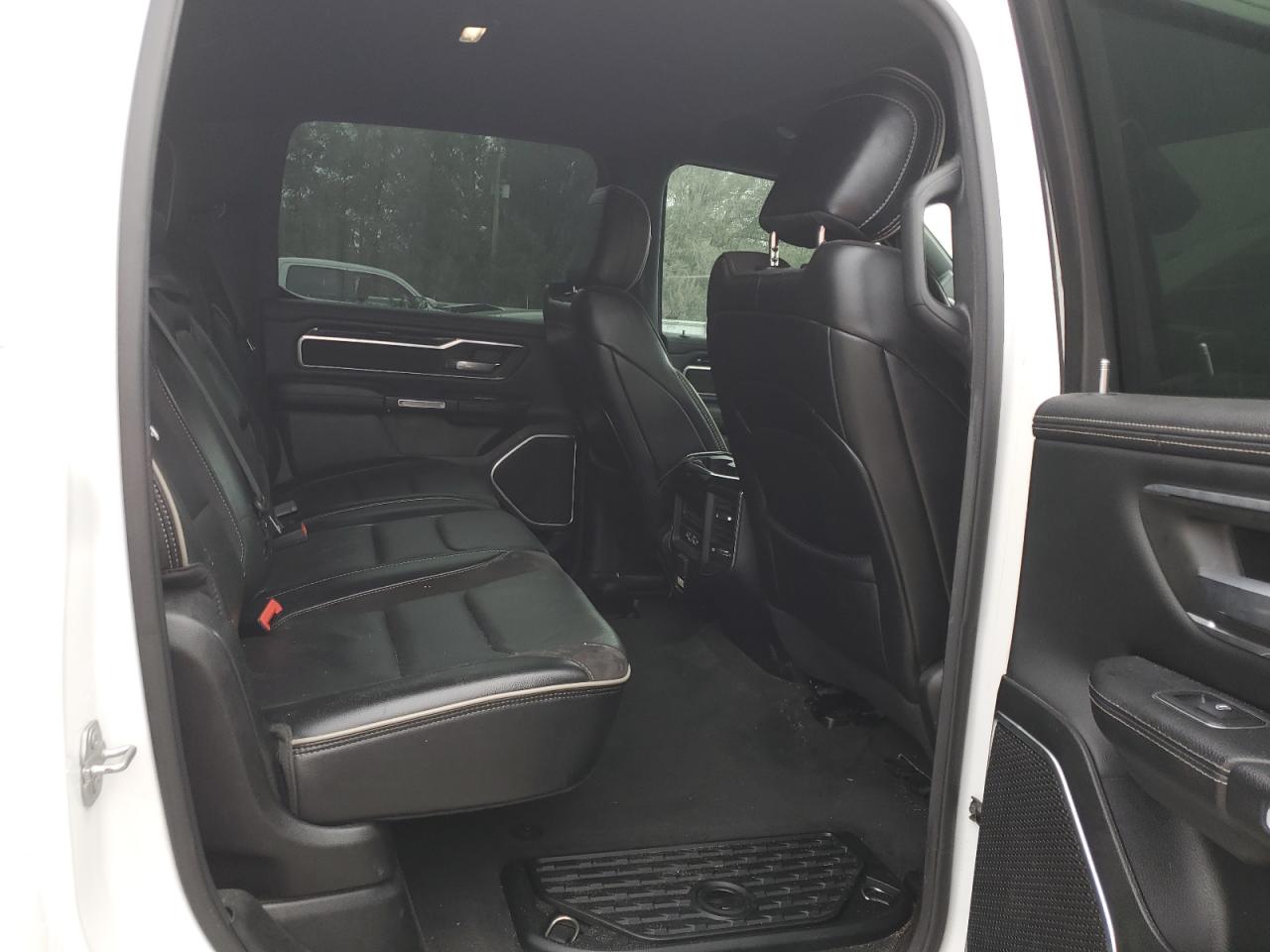 2020 RAM 1500 - Image 10