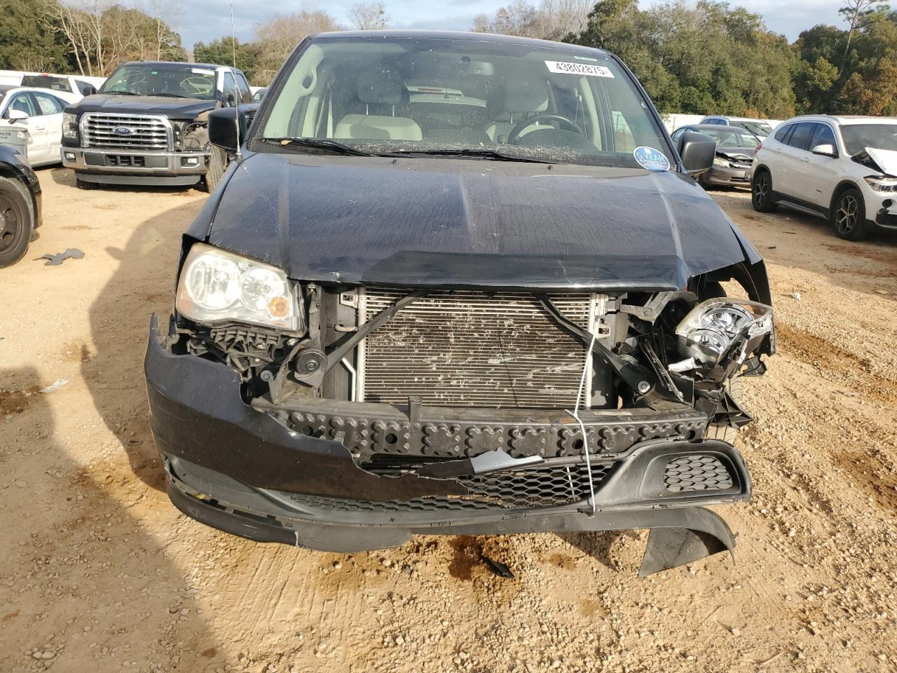 2014 Dodge Caravan - Image 5