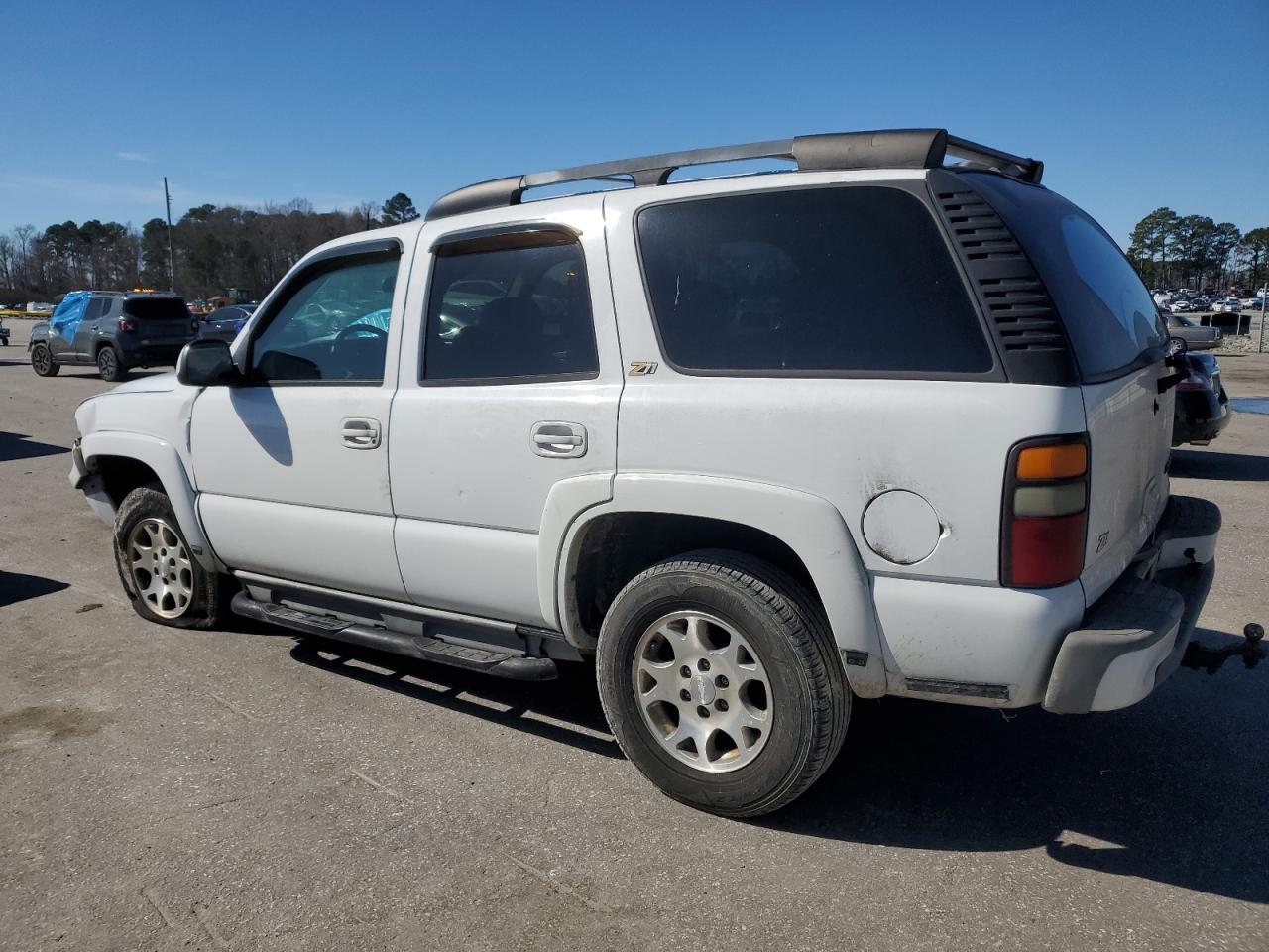 2004 Chevrolet Tahoe - Image 2