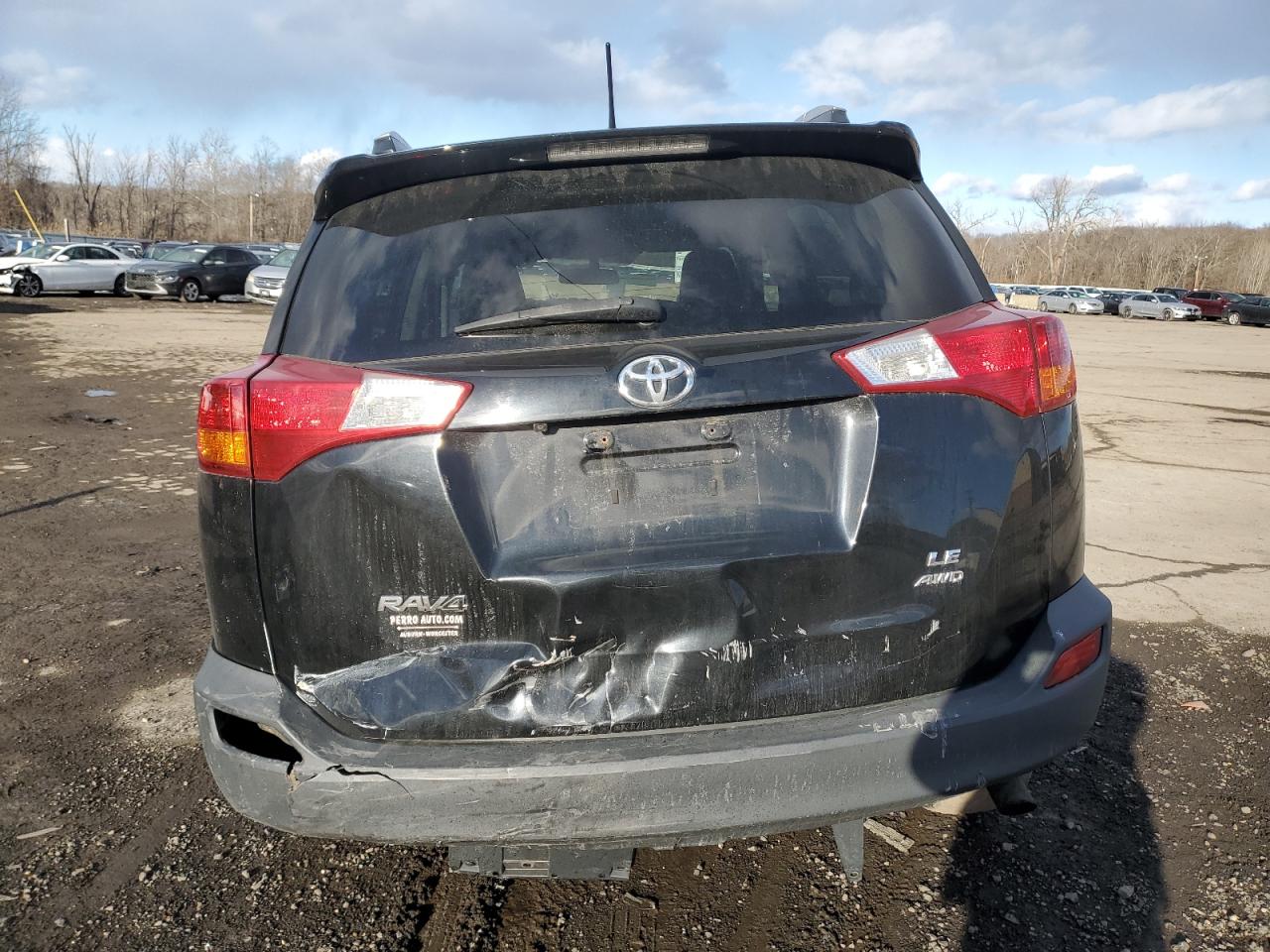 2014 Toyota RAV 4 - Image 6