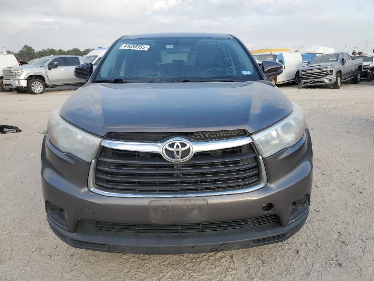 2016 Toyota Highlander - Image 5