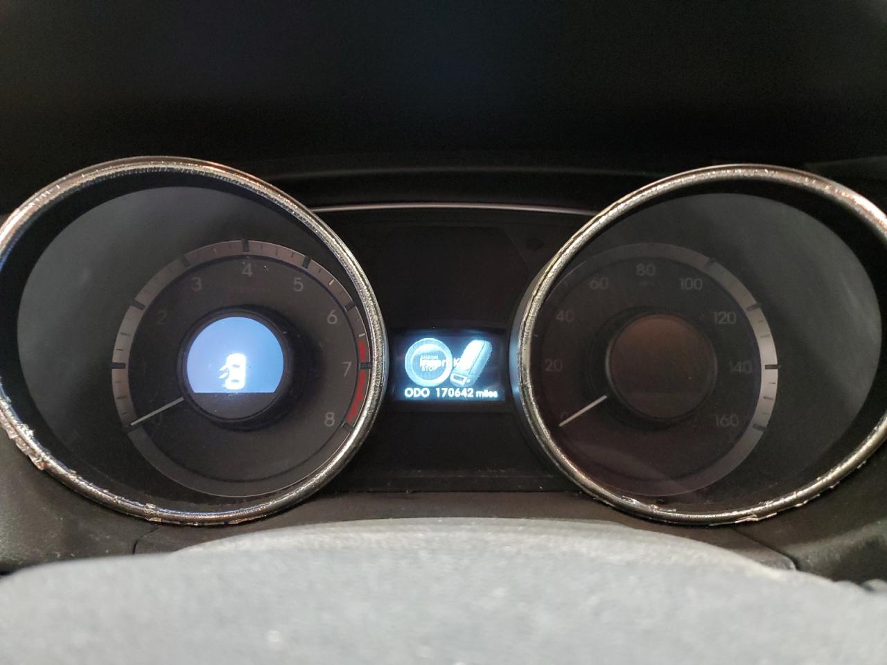 2011 Hyundai Sonata - Image 9