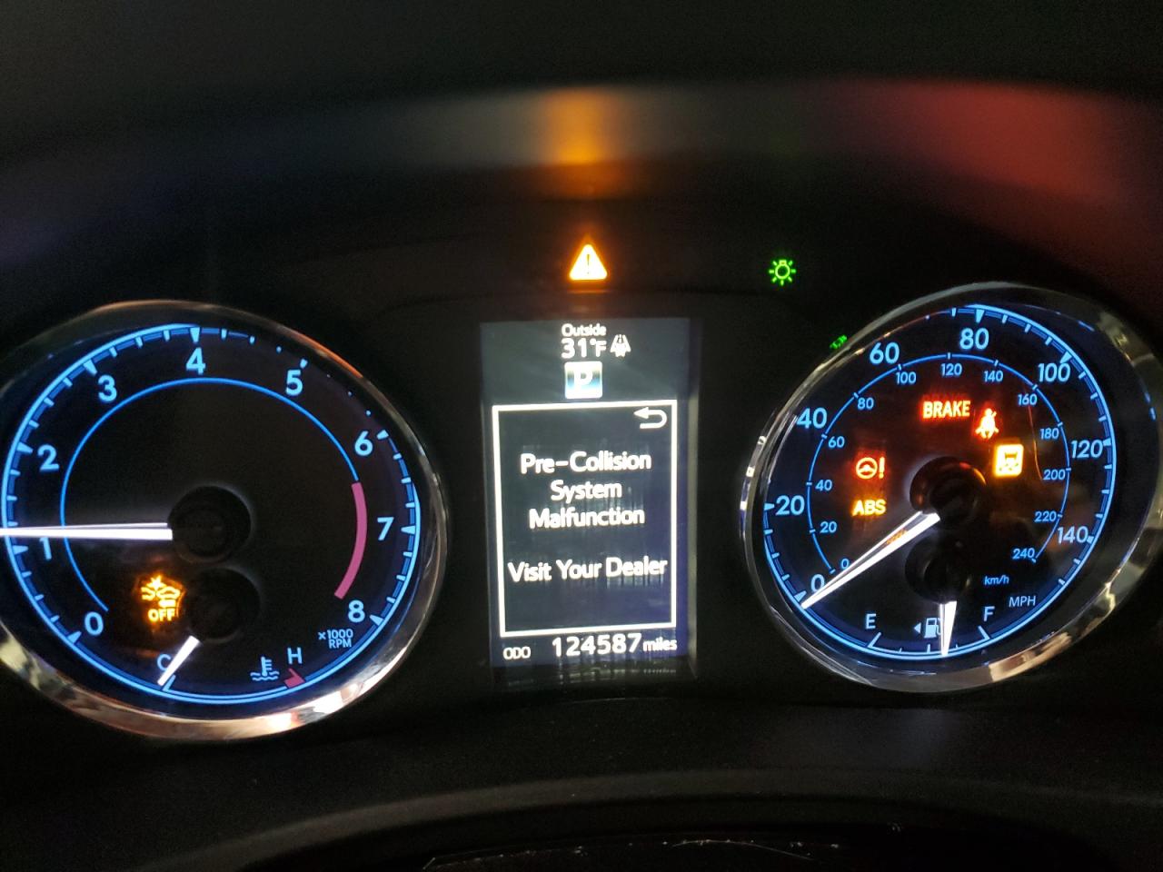 2017 Toyota Corolla - Image 9
