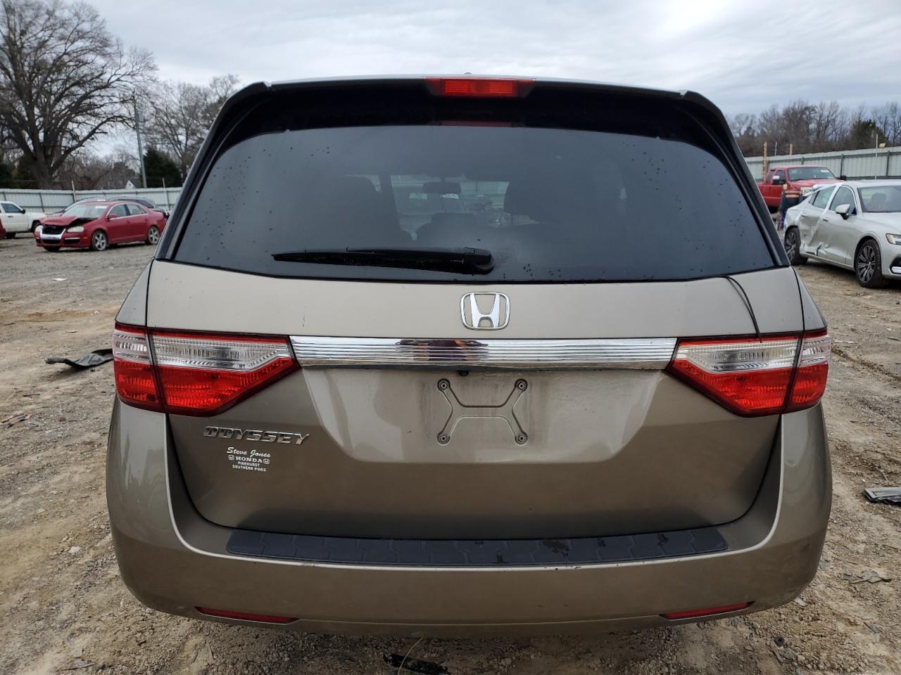 2012 Honda Odyssey - Image 6