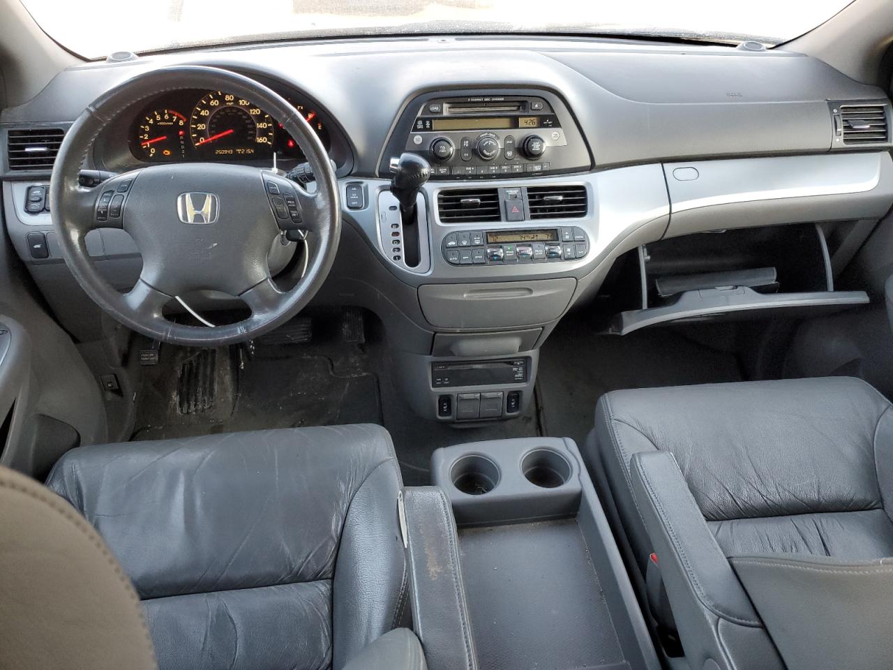 2010 Honda Odyssey - Image 8