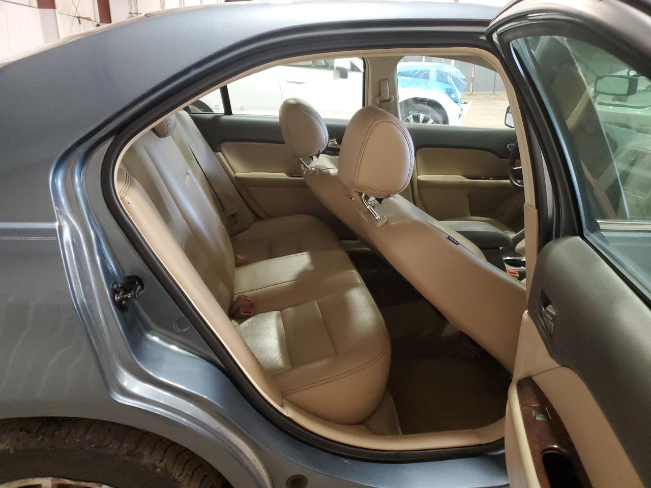 2012 Ford Fusion - Image 10