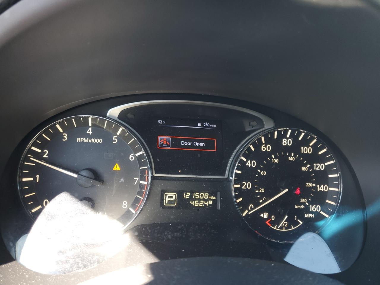 2015 Nissan Altima - Image 9