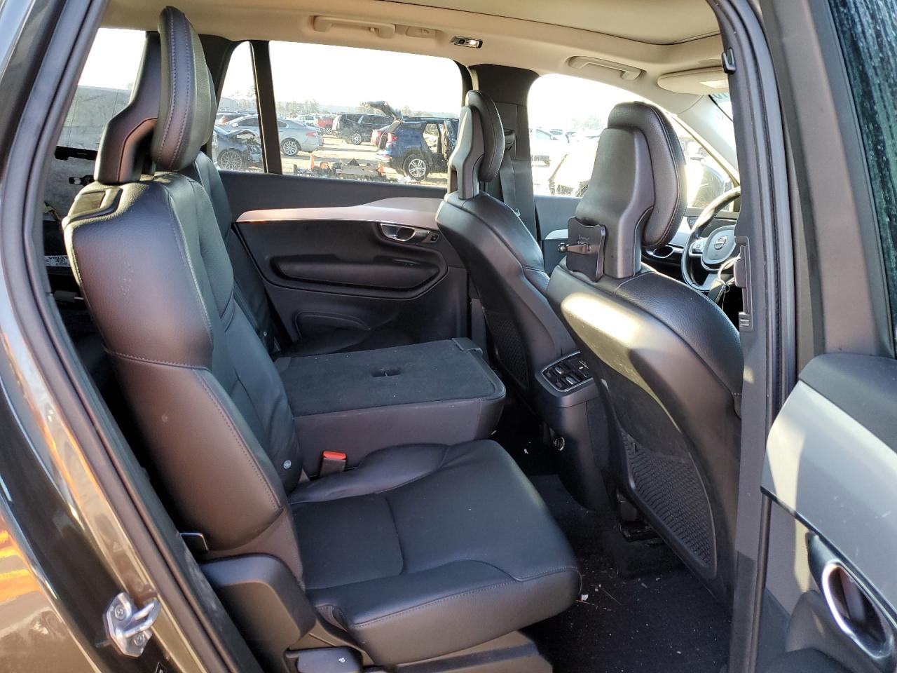 2018 Volvo XC90 - Image 11