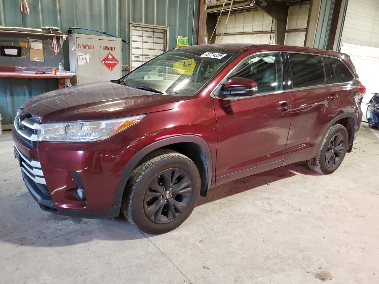 2017 Toyota Highlander Le de vânzare în Eldridge, IA - Front End