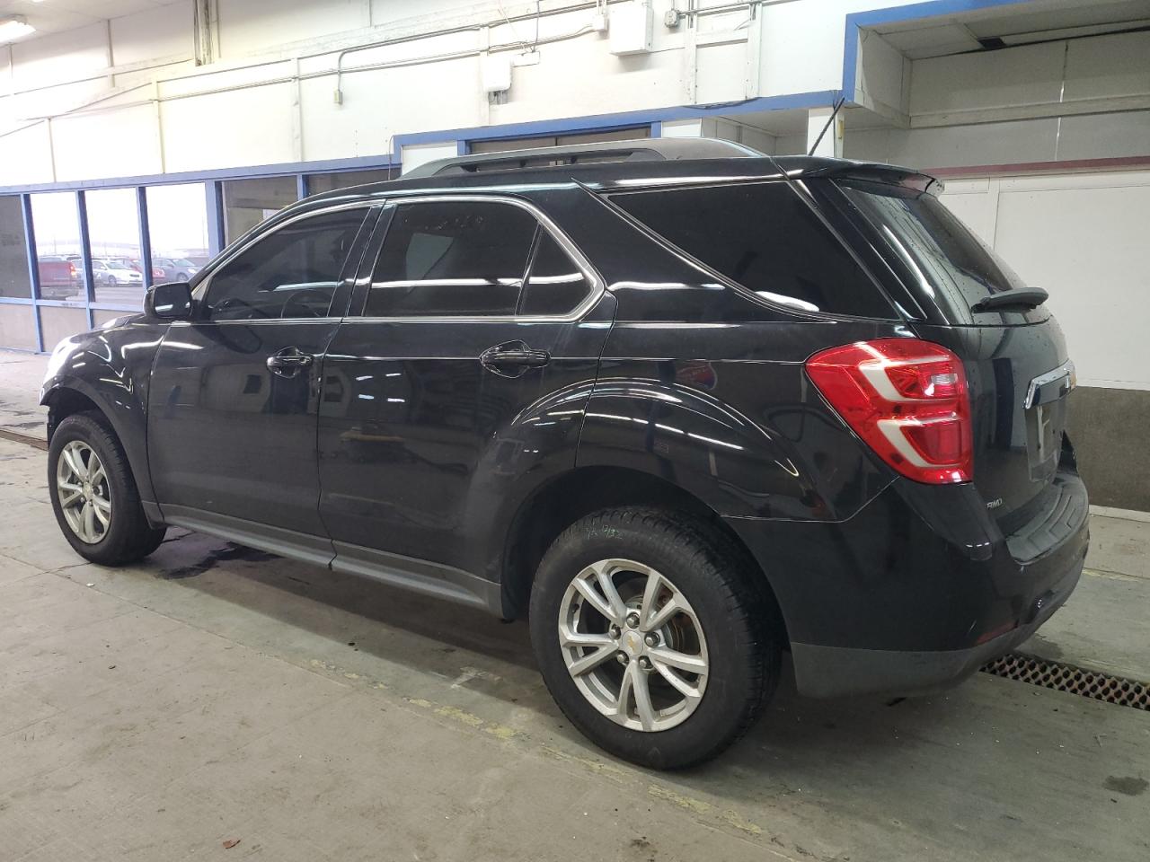 2016 Chevrolet Equinox - Image 2