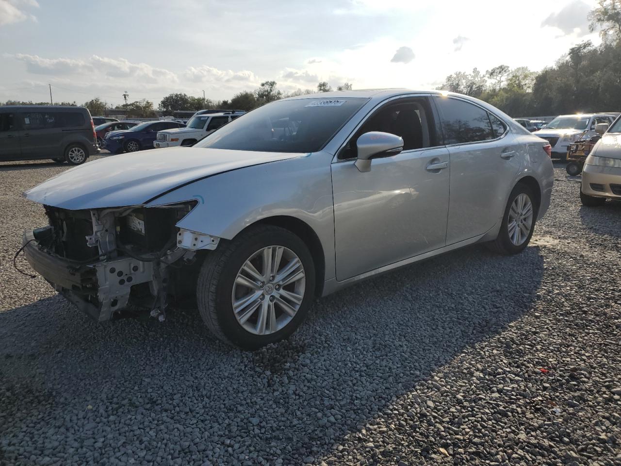 2015 Lexus ES - Image 1