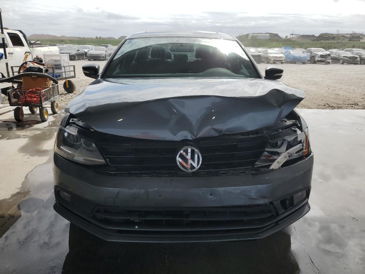 2018 Volkswagen Jetta - Image 5