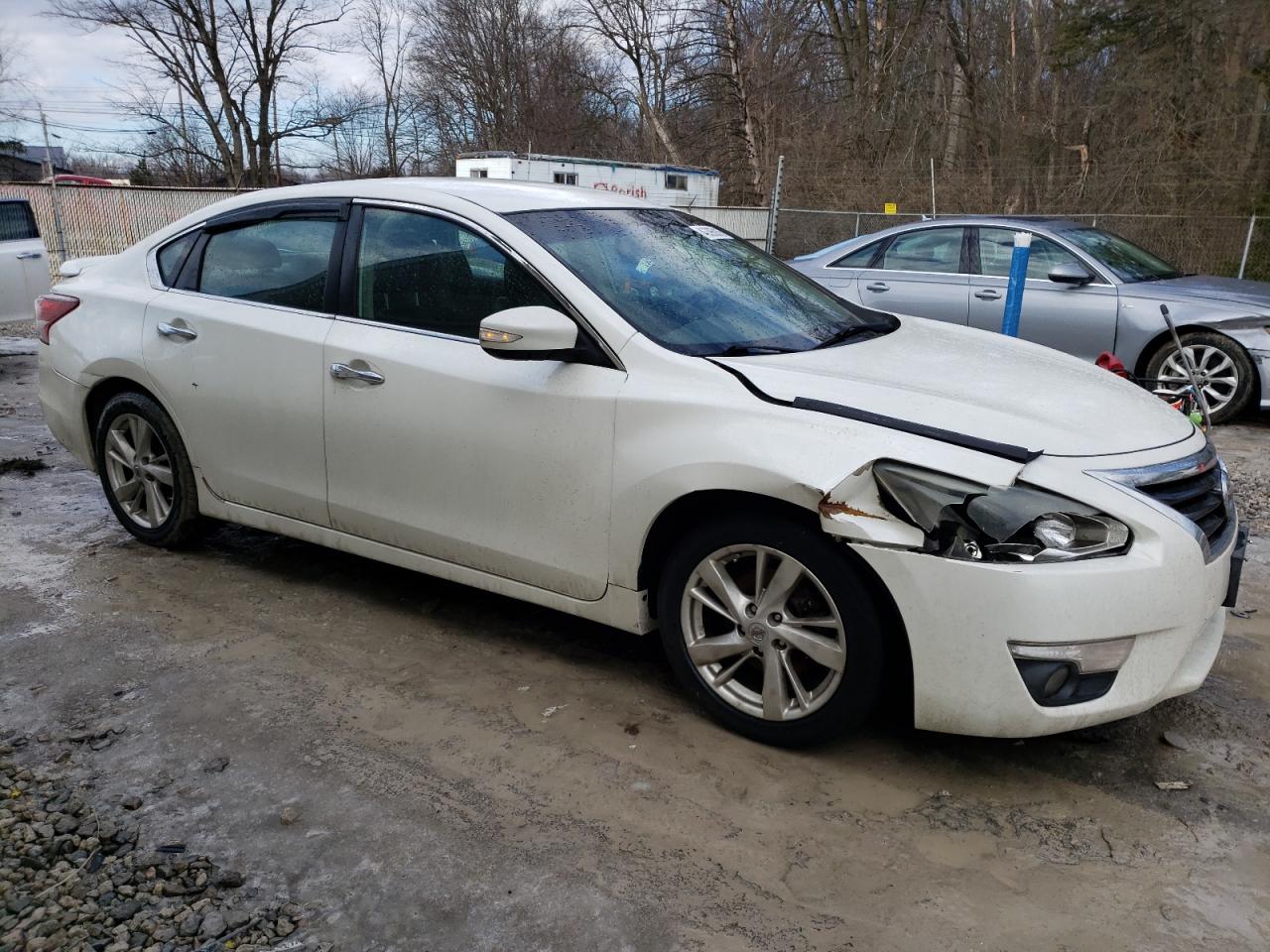 2013 Nissan Altima - Image 4