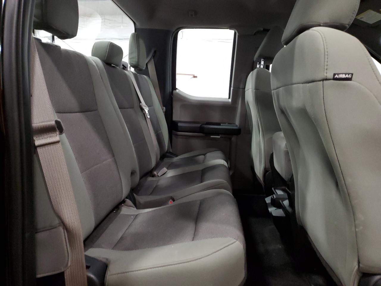 2016 Ford F-150 - Image 10
