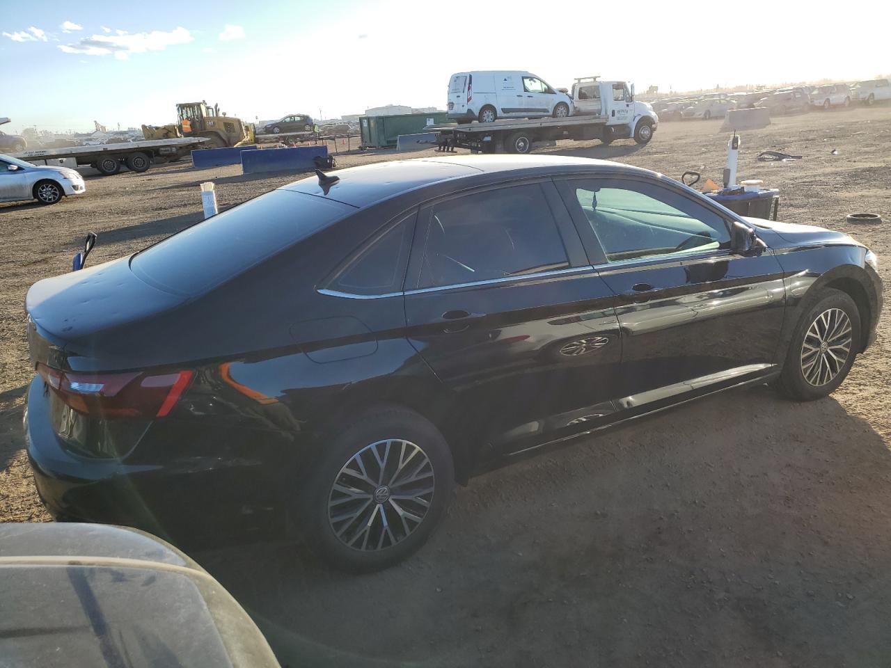 2021 Volkswagen Jetta - Image 3