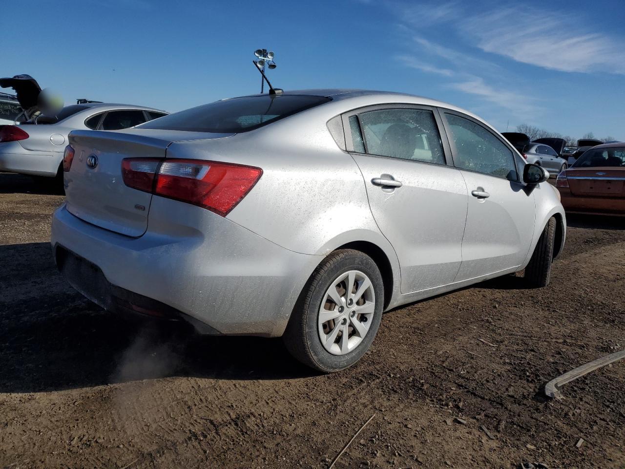 2015 Kia Rio - Image 3