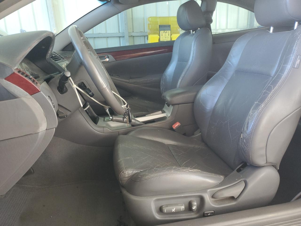 2004 Toyota Camry Solara - Image 7