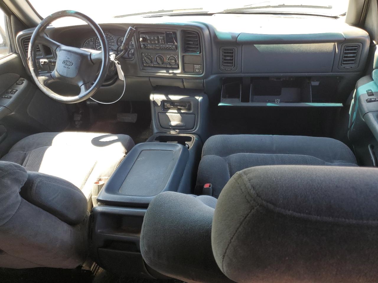 2000 Chevrolet Silverado - Image 8