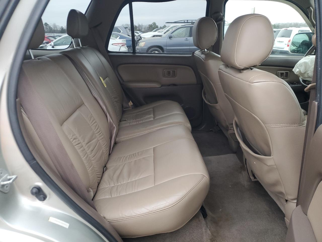 2002 Toyota 4Runner - Image 12