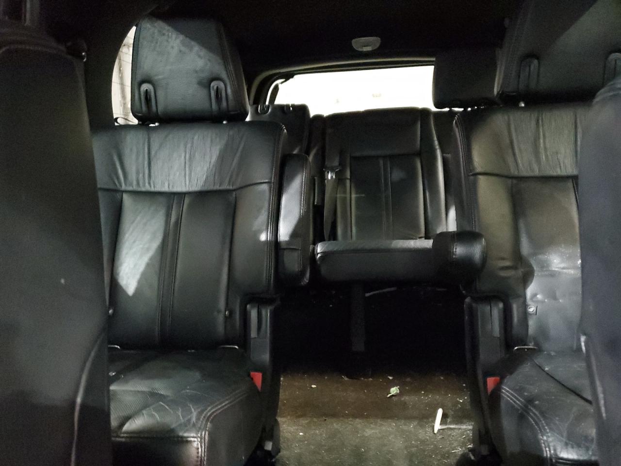 2017 Lincoln Navigator - Image 10