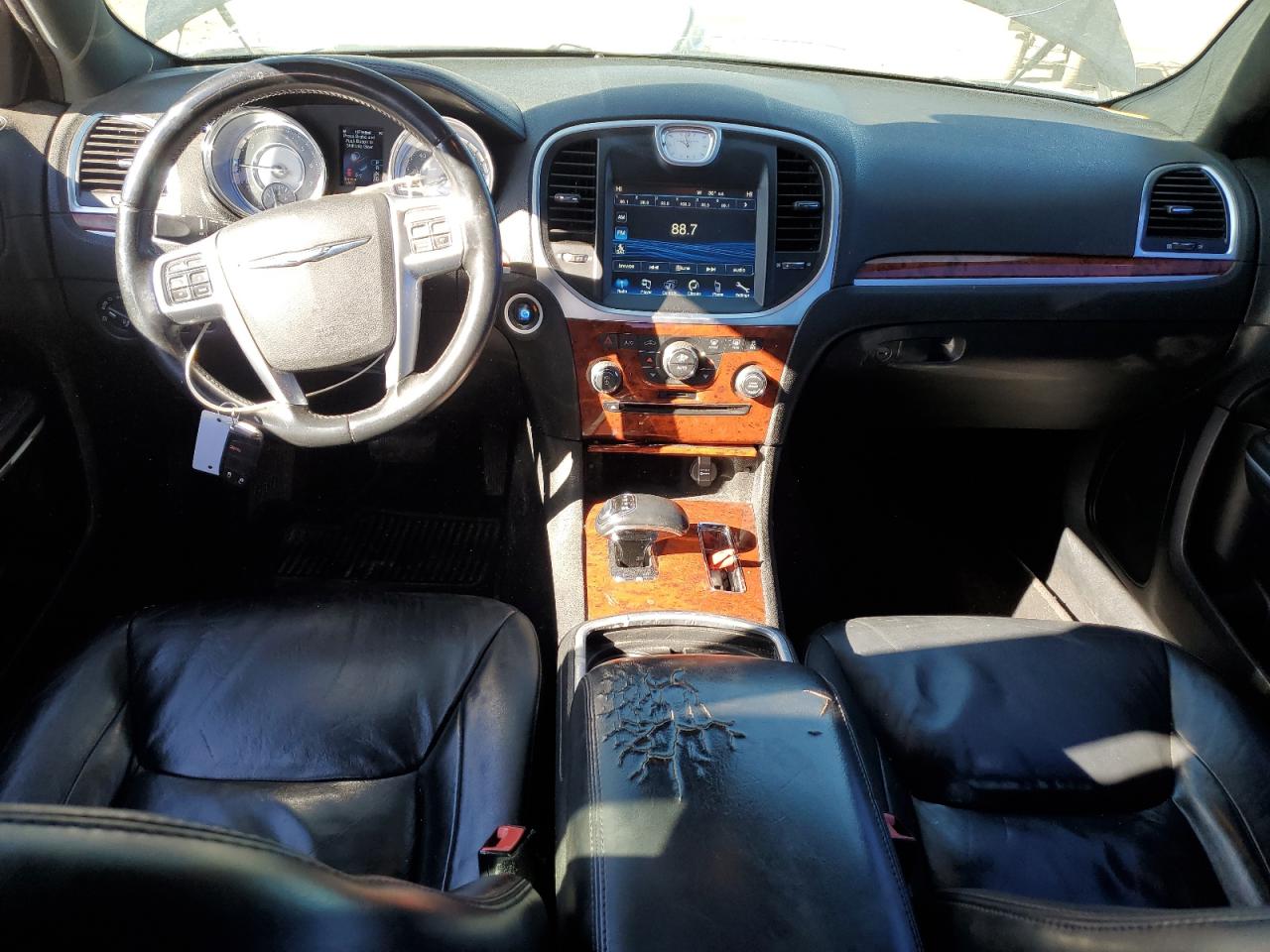 2013 Chrysler 300 - Image 8