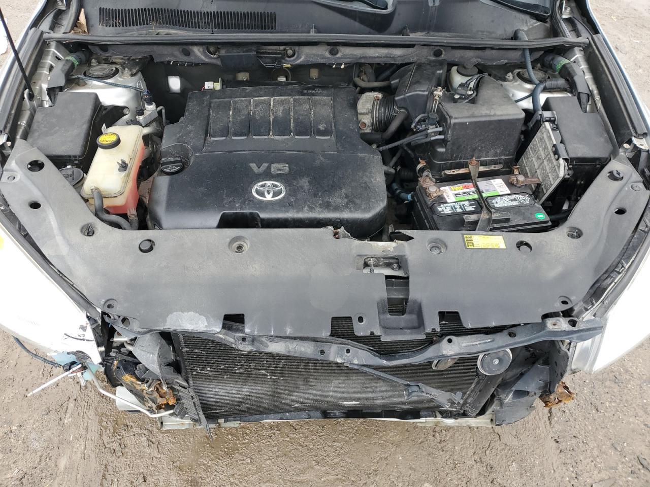 2010 Toyota RAV 4 - Image 12